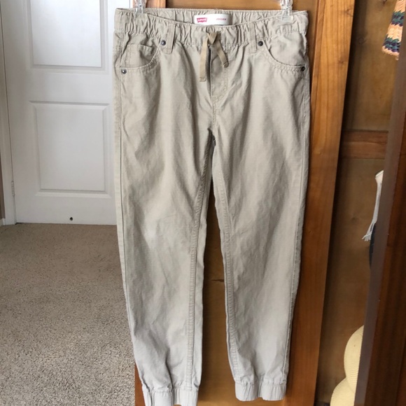 Levi’s Cotton Jogger - Picture 7 of 8